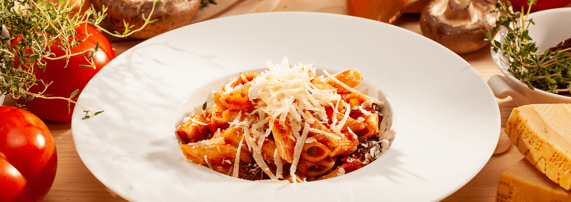 Пенне със сос Funghi и сушени домати Пенне със сос Funghi и сушени домати
